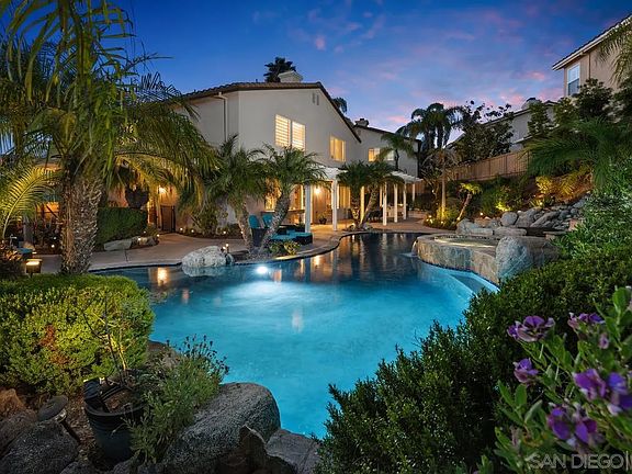 2nd image of 4972 Manor Ridge Ln