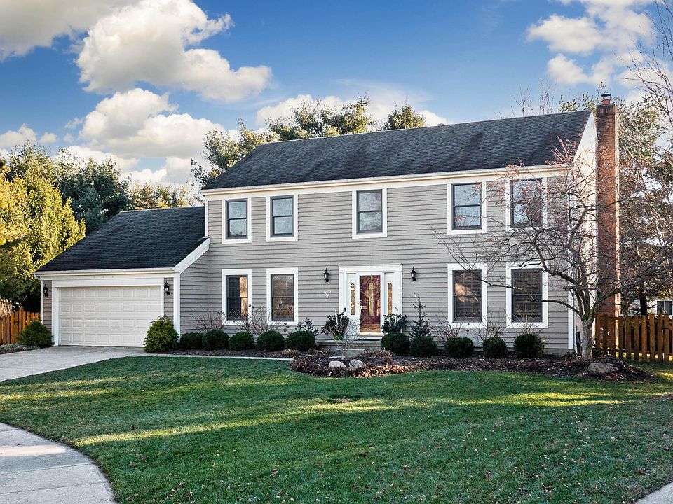 1st image of 825 Wackeman Ct
