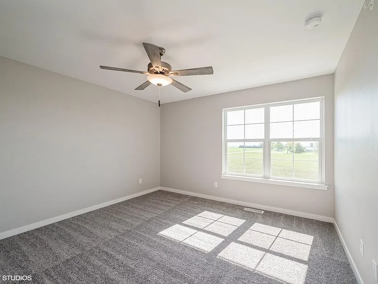 2773 Rookwood Ln — Photo 12