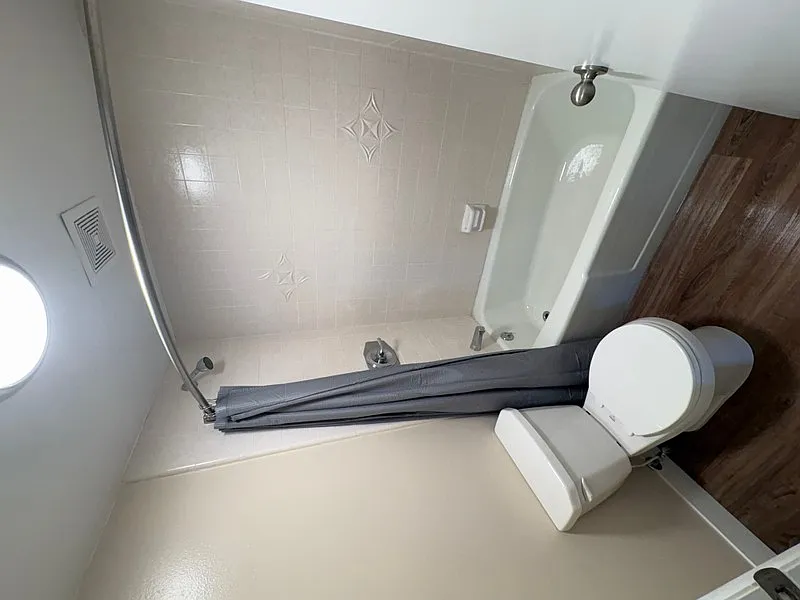 2 bed, 1.0 bath, 950 sqft, $1,350 — Photo 3
