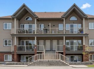763 Cedar Creek Dr Unit C, Ottawa, ON K1T 0B3
