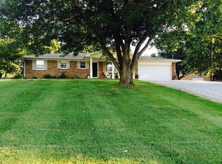 9121 Damm Rd, Wadesville, IN 47638