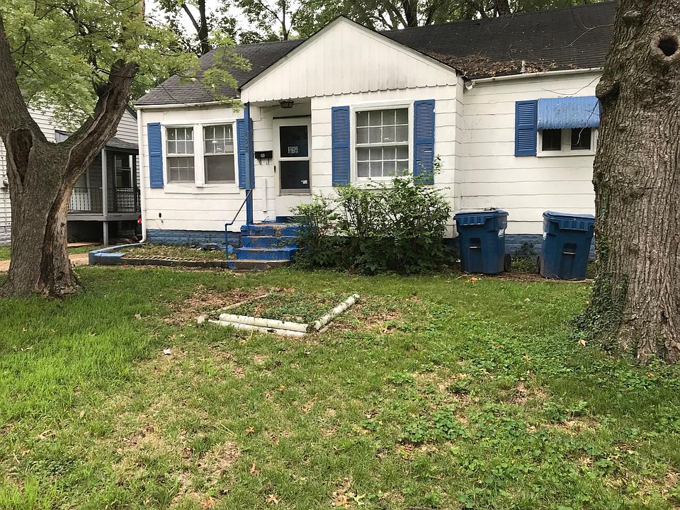 1st image of 458 S Dade Ave