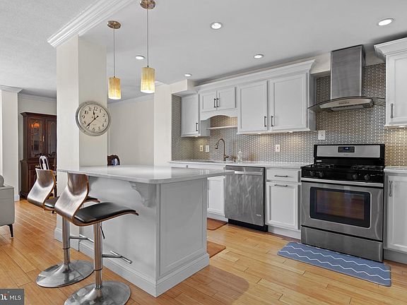 3rd image of 801 Yale Ave APT 1117