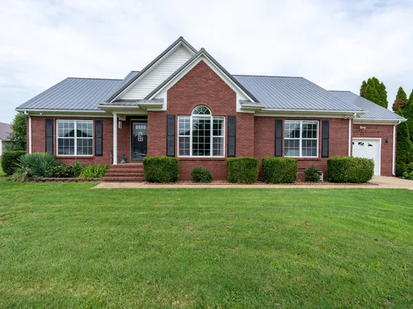 121 Monument Cir, Summertown, TN 38483