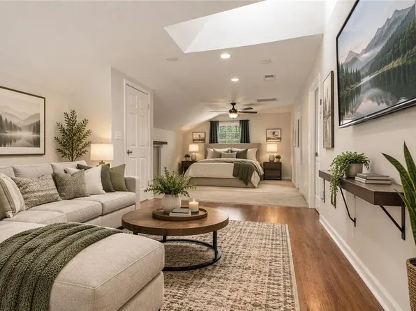 1824 Finsbury Ln, Virginia Beach, VA 23454