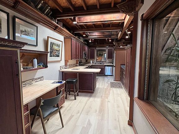 5th image of 1147 Tucson Ct #1