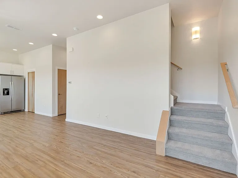 759 Cristo Ln #A — Photo 8