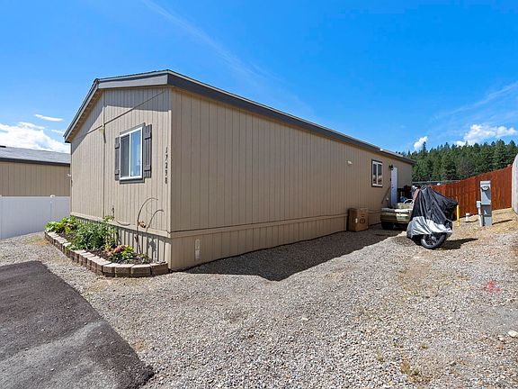 3rd image of 17298 W Santiago Cir