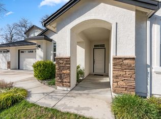 2690 Calgary Pl, Redding, CA 96001
