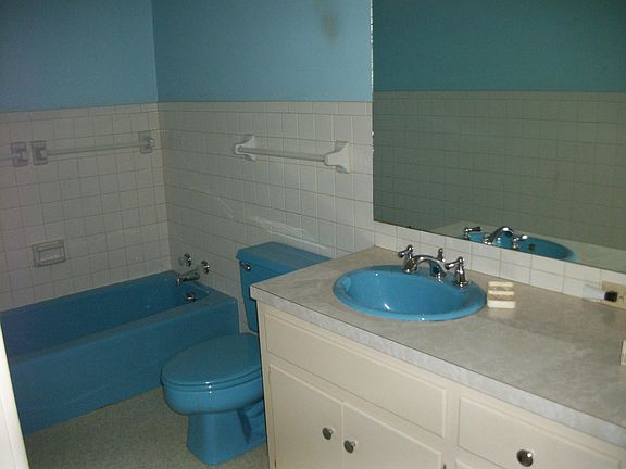 5th image of 1118 N 6th St