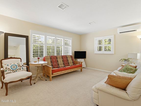 4th image of 708 Country Club Dr