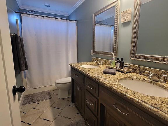 5th image of 3504 Walstine Ln