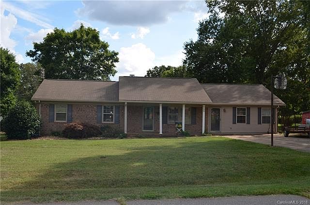 1st image of 196 E Meadowview Dr