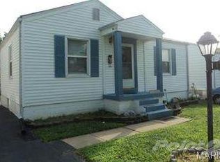 418 Tower Grove Pl, Saint Charles, MO 63301