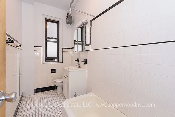 Rented by Copperwood Real Estate | media 40