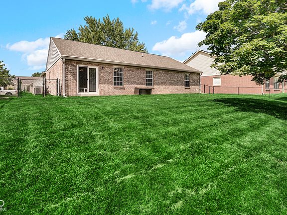 5th image of 9649 Treyburn Green Way