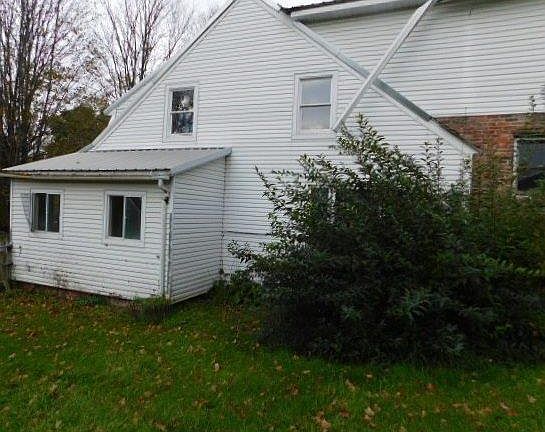 3rd image of 1745 County Road 29