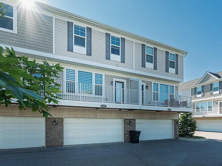 4637 Bradley Cir — Photo 25