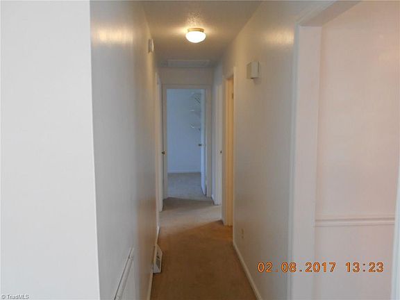 3rd image of 1031 Pine Ln