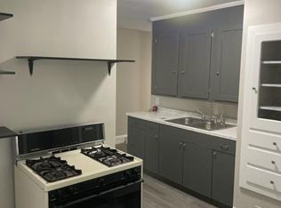 1360 S Arch Ave APT 2, Alliance, OH 44601