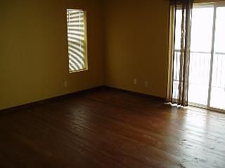 5th image of 55 Annie Glade Dr