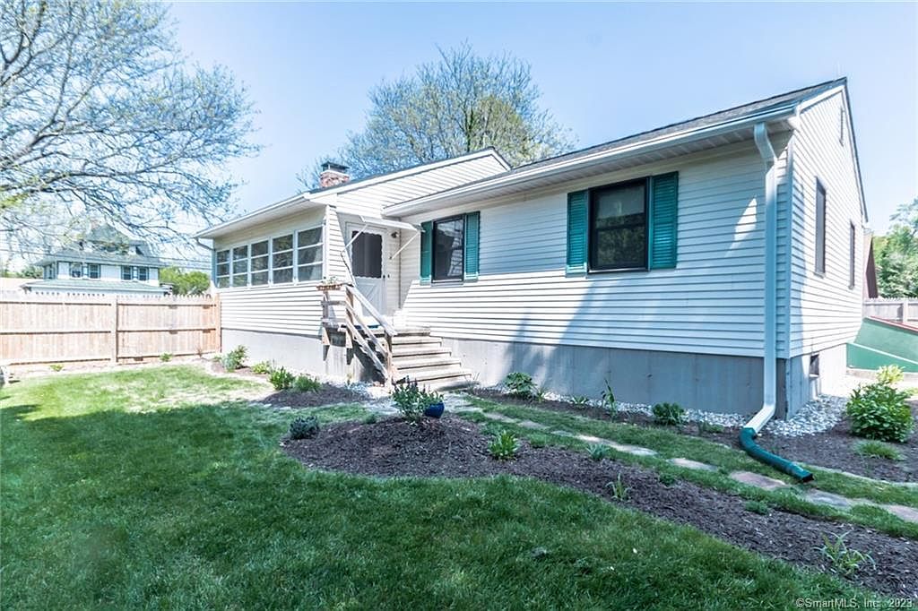 1890 Poquonock Ave, Windsor, CT 06095 Zillow