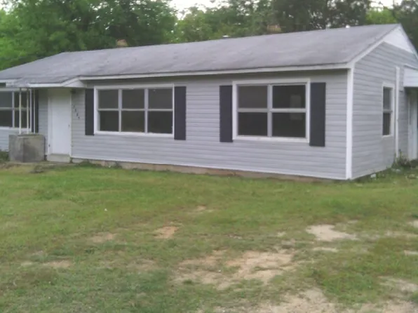 1585 Hurley Cir, Macon, GA 31206