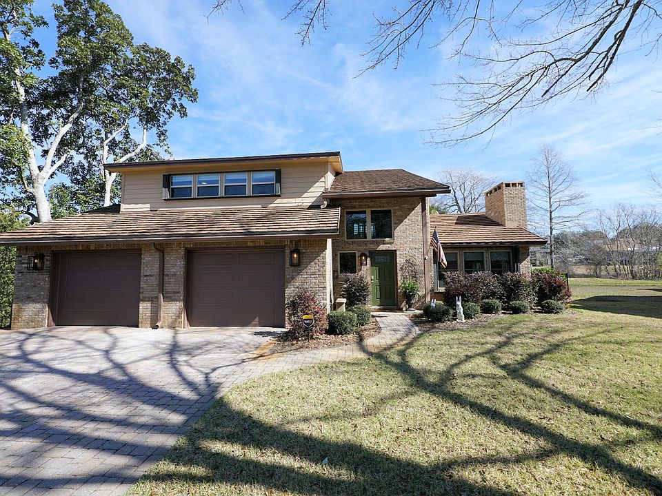1st image of 805 Turnberry Way