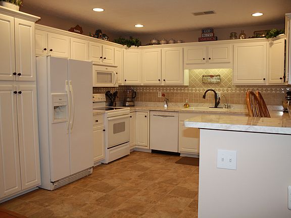 5th image of 5343 Sleepy Hollow Dr