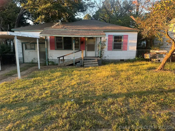 407 E 20th St, Okmulgee, OK 74447