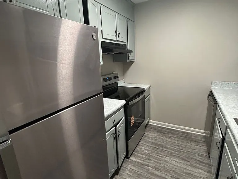 Deerridge Apartments — Photo 16