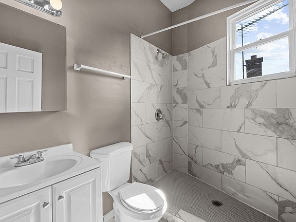 3rd image of 9710 S Avenue L