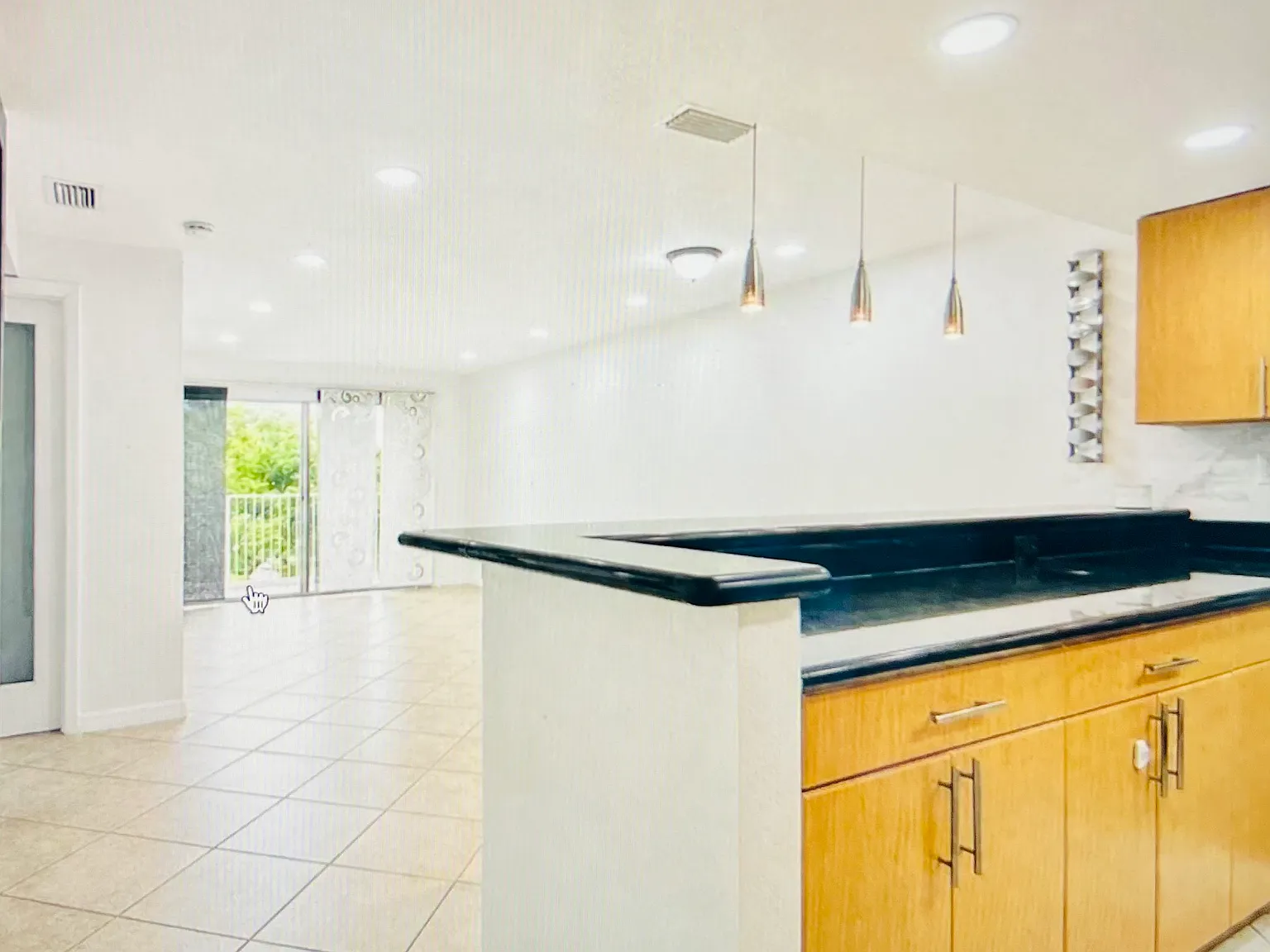 2 bed, 814 sqft, $2,480 — Photo 4