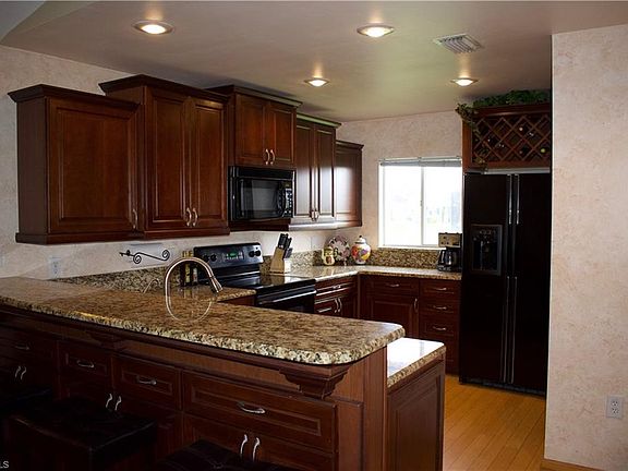 2nd image of 2113 SW 26th St