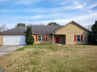 10 N Moody Dr, Ray City, GA 31645