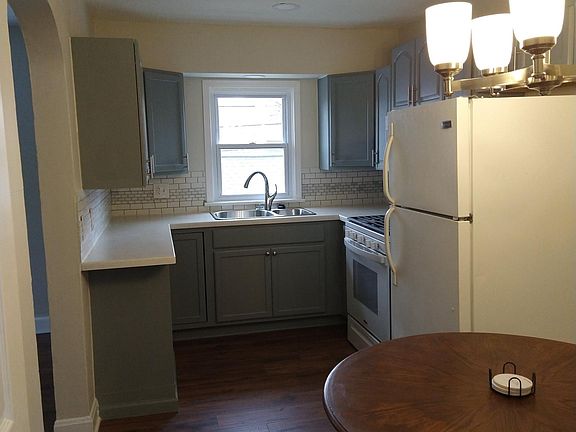 5th image of 246 5th St NW #7