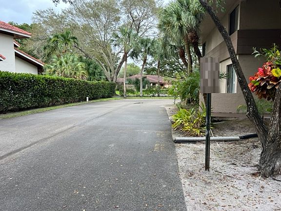 5th image of 9509 NW 2nd Pl #3-E