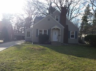 1613 Oregon Ave, Rockford, IL 61108
