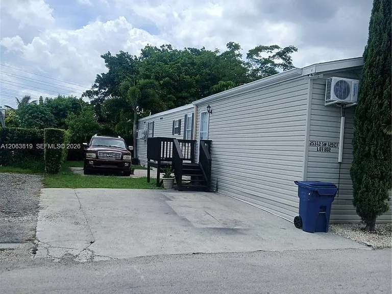 25312 SW 129th Ct #0 — Photo 3