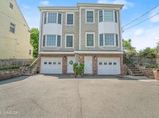 26 Edgewood Ave #1, Greenwich, CT 06830
