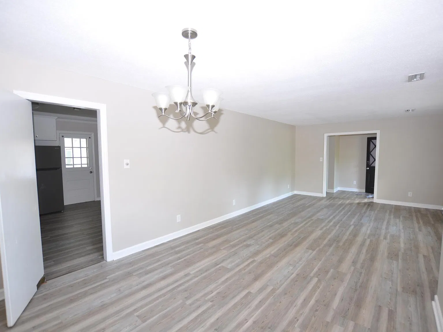 242 N Sharon Amity Rd — Photo 3