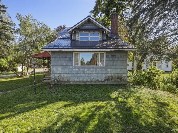 41 East Ave, Akron, NY 14001