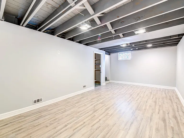 9708 Margo Ann Ln — Photo 19