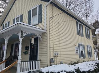 420 14th St #2, Honesdale, PA 18431