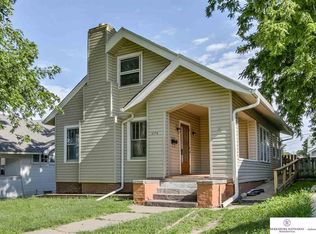 2574 Newport Ave, Omaha, NE 68112