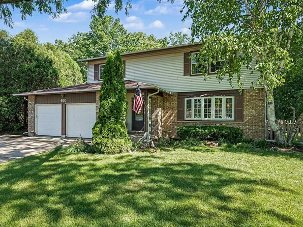 640 Clearview Ct, Algonquin, IL 60102