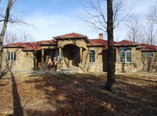 506 Bryant Rd, Chestnutridge, MO 65630