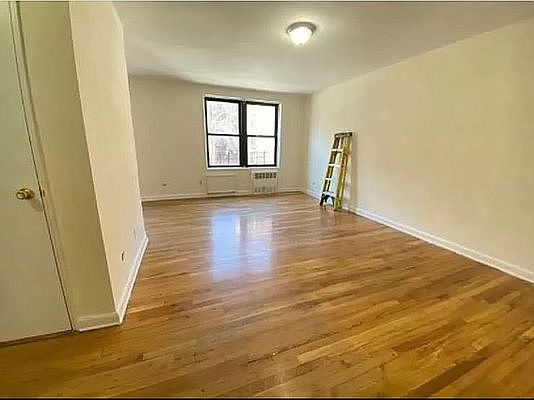 1st image of 144-20 41st Ave #1003