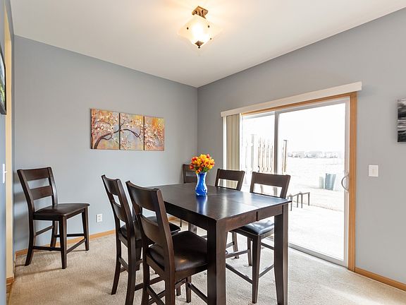 4th image of 1775 S Wentworth Cir